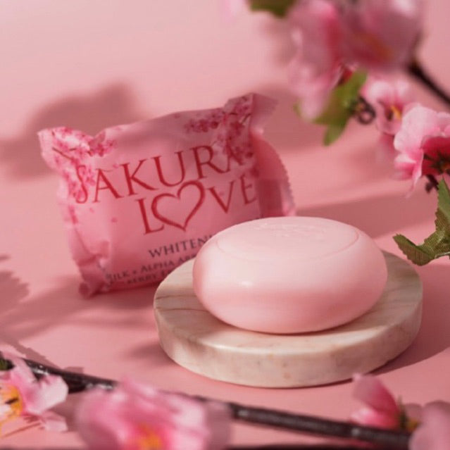 Sakura Love Whitening Soap 110g Alpha Arbutin + Goats Milk サクララブソープ